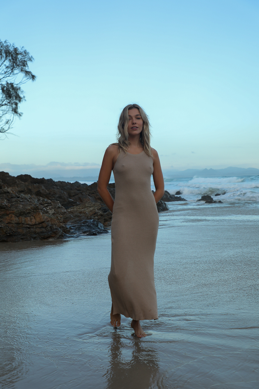 theseptlabel-resort-knitdress-4